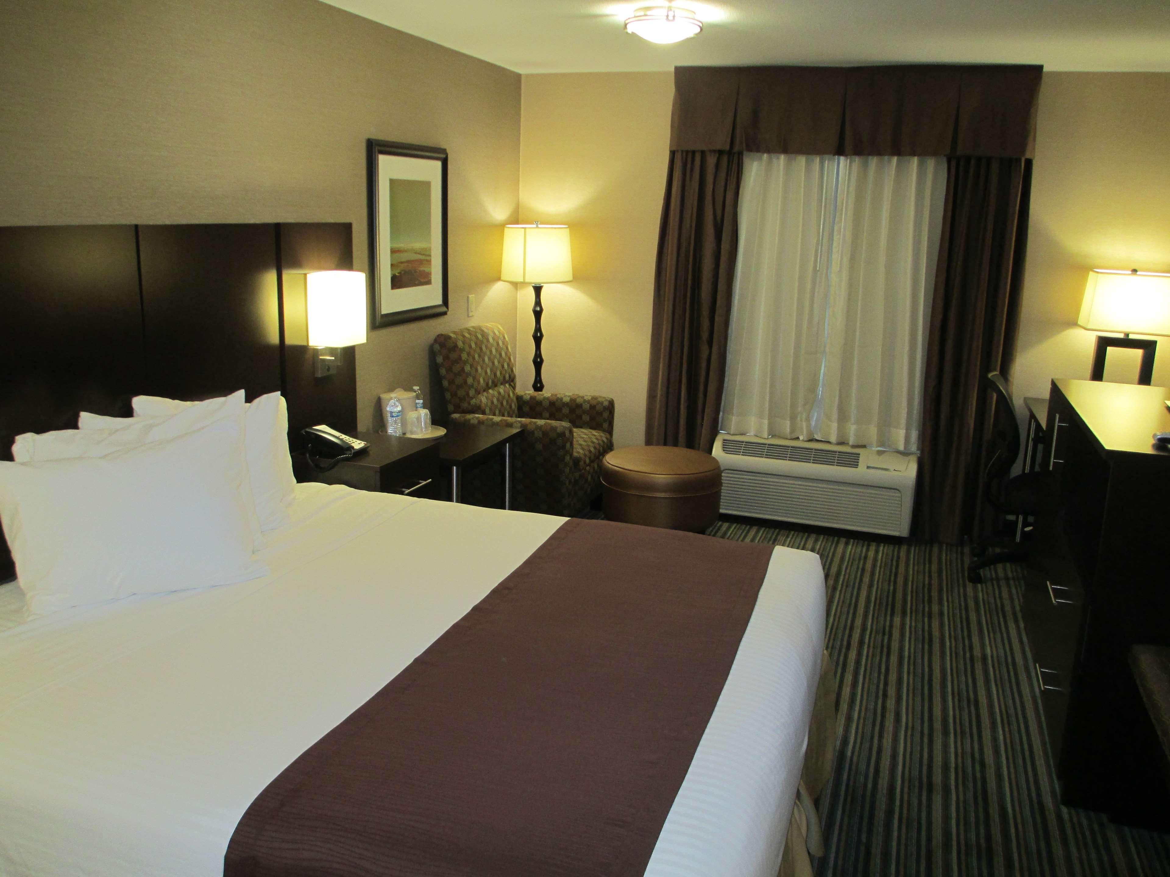 Best Western Brentwood Inn Экстерьер фото