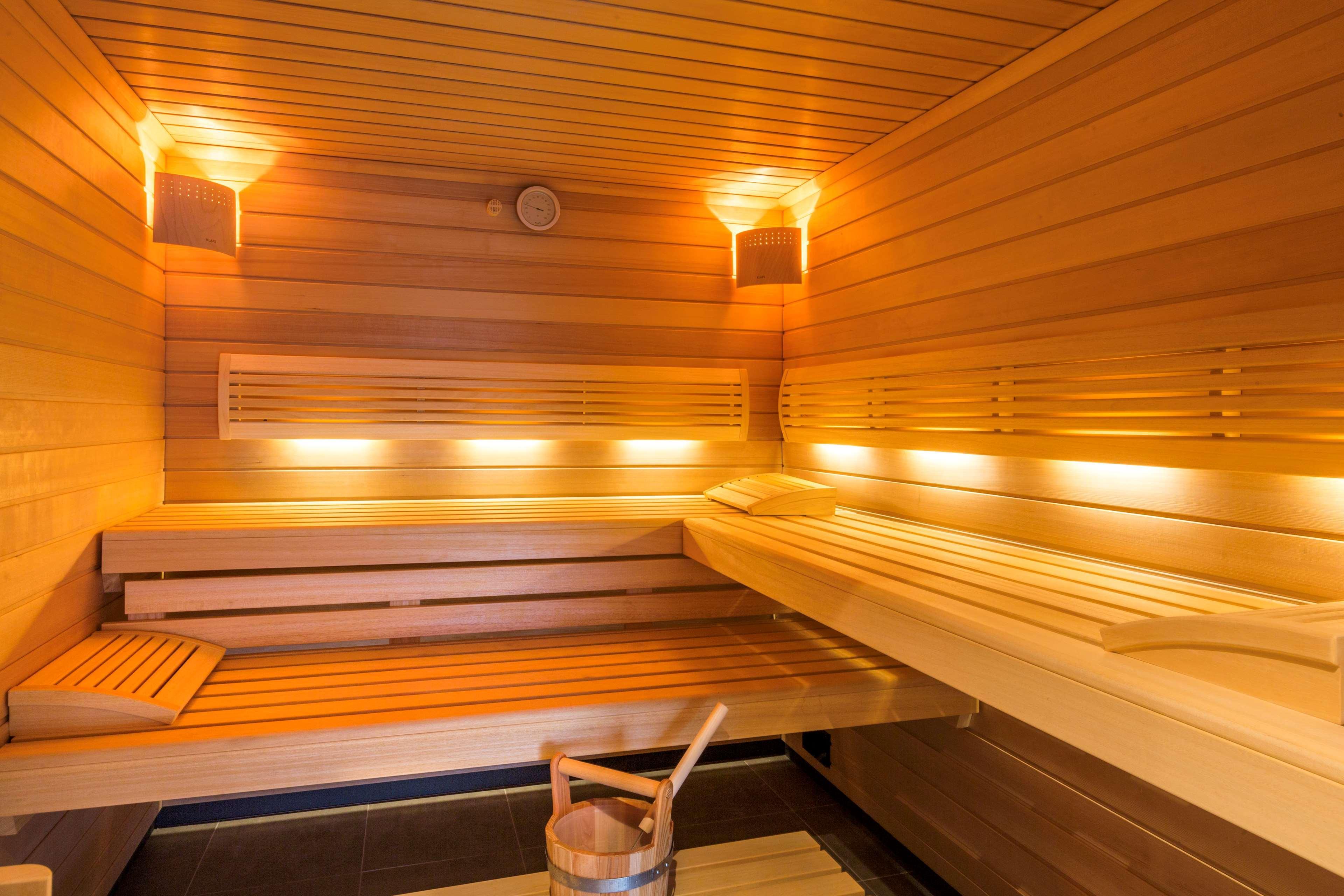 Best Western Brentwood Inn Экстерьер фото